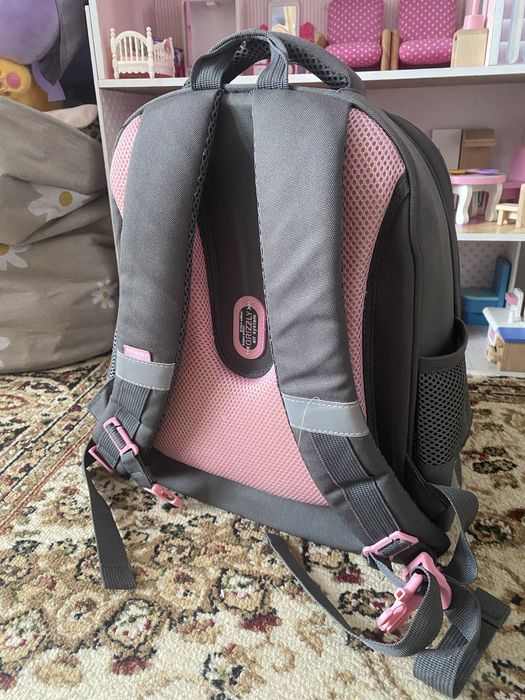 Рюкзак  школьный