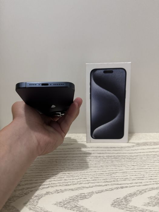 Iphone 15 Pro Max 256 gb Идеал 84%