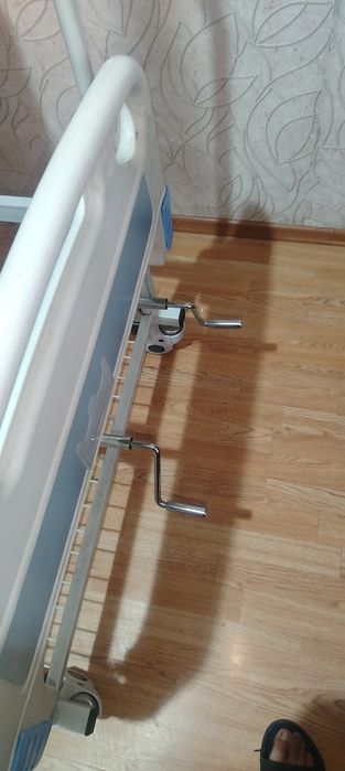 Продам медицинскую кровать