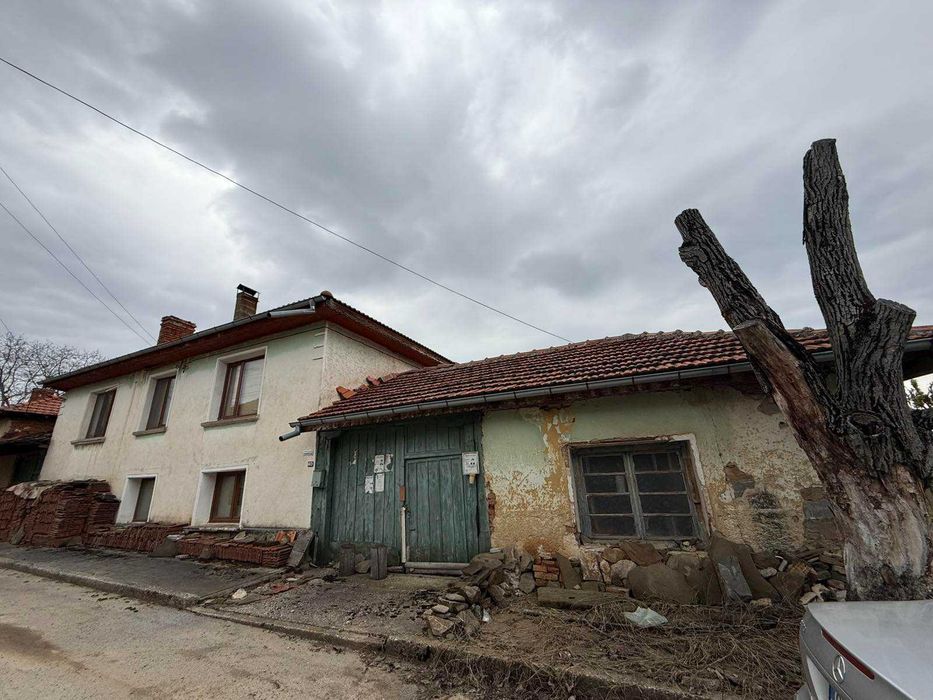 Продавам къща в село Врабево област Ловеч