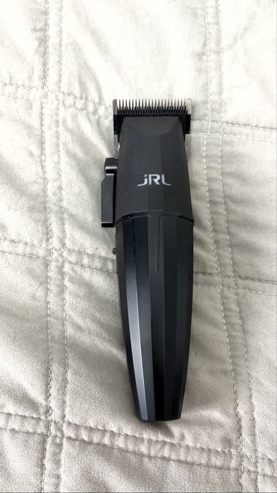 JRL ONYX-Aproape nou
