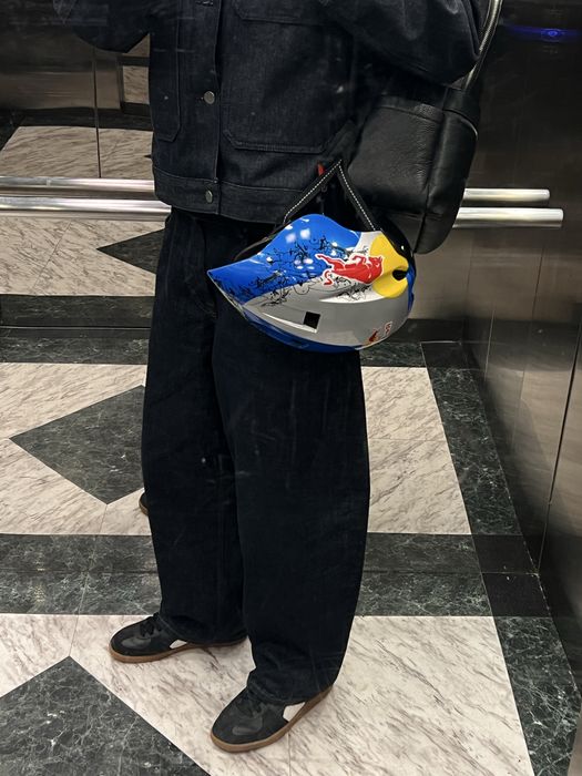 Продам шлем срочно