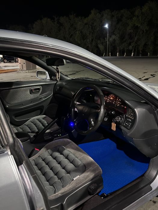 Продаю tayota carina ED