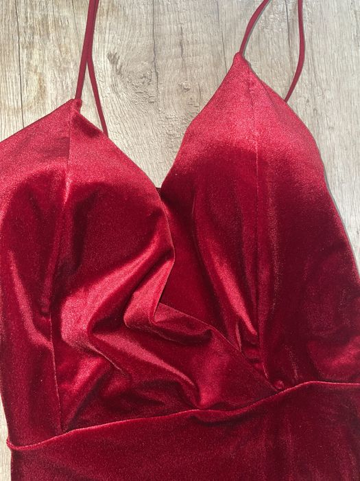 Rochie de petrecere.