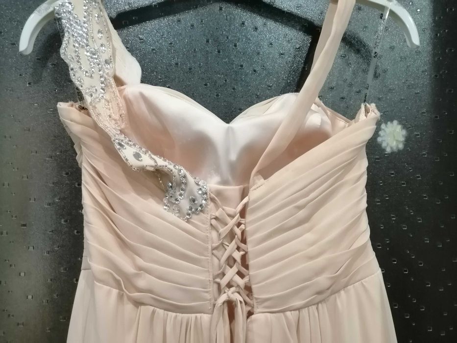 Официални елегантни рокли-подходящи за бал, сватба, кръщене и друго