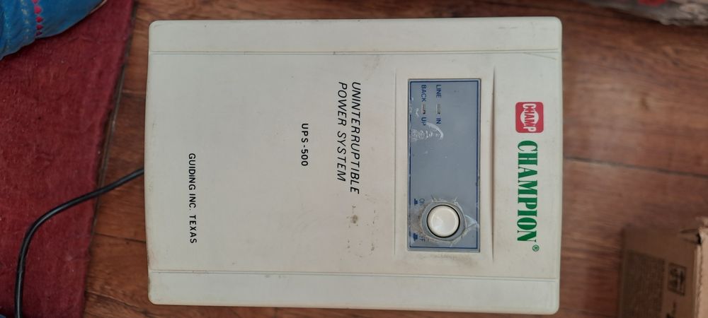 Стабелизатор CHAMPION. UPS 500