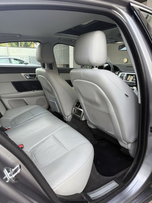 Jaguar XF 2012  Euro 5 km reali si verificabili