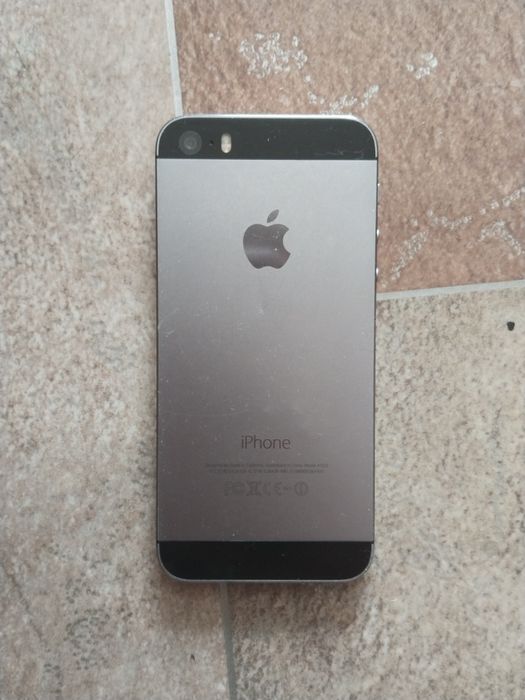 Дисплей и аккумулятор на айфон 5s