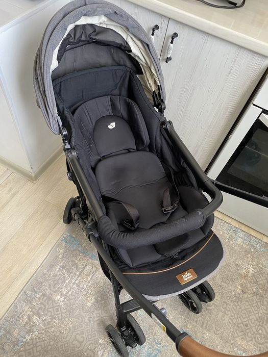 Коляска в отличном состоянии