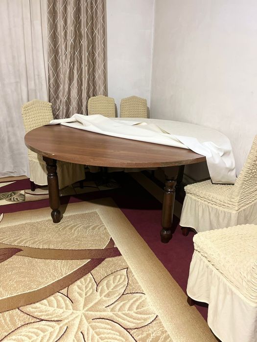 Продам стол круглый и стуля