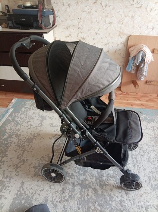 Продам детскую каляску