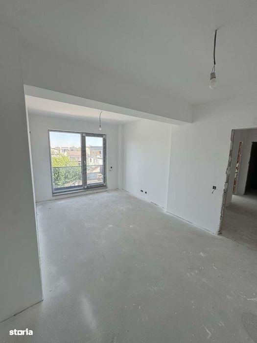 Apartament 3 camere decomandat/nou/ metrou 1Mai