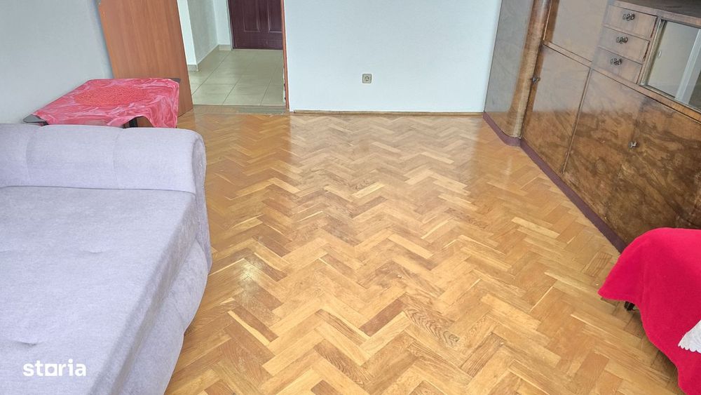 Vand apartament 2 camere Deva, zona Pacii (Cartea Funciara), etaj 1,