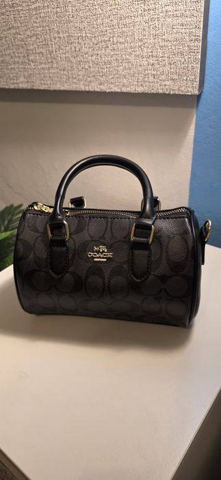 Geanta neagra coach
