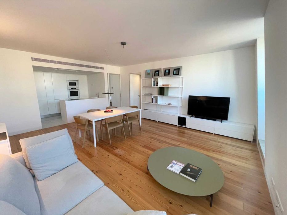 Продава се Двустаен апартамент в София, Център - 70 кв.м за 2786 €/кв.м - Снимка #3