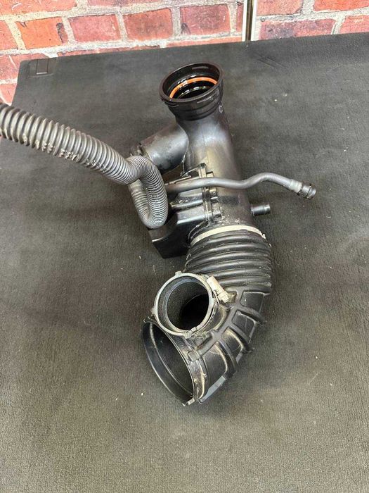 Tubulatură carcasa filtru aer - turbo BMW X5 G05 B58