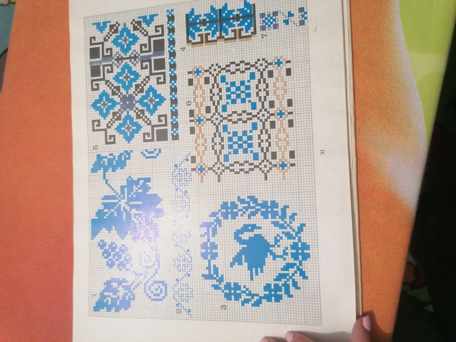 Cusaturi românești din izvoare străbune