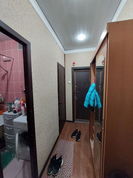 Продаю 2/2/4 квартира на Авиосозлар 4.