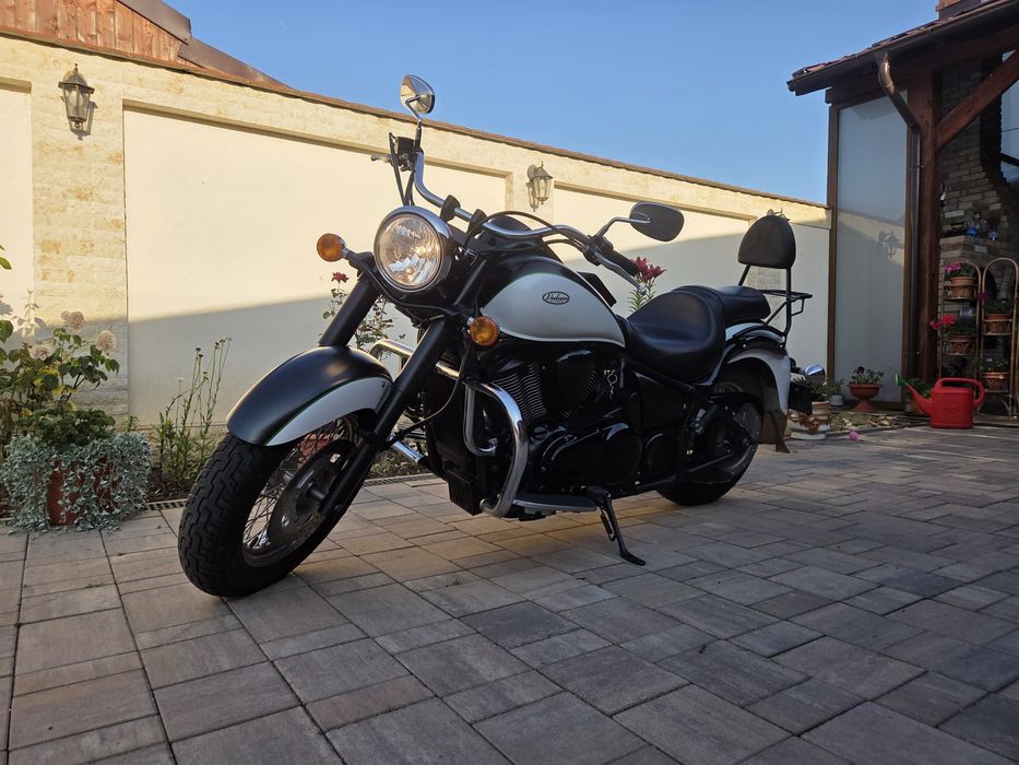 Moto kawasaki vulcan clasic 900
