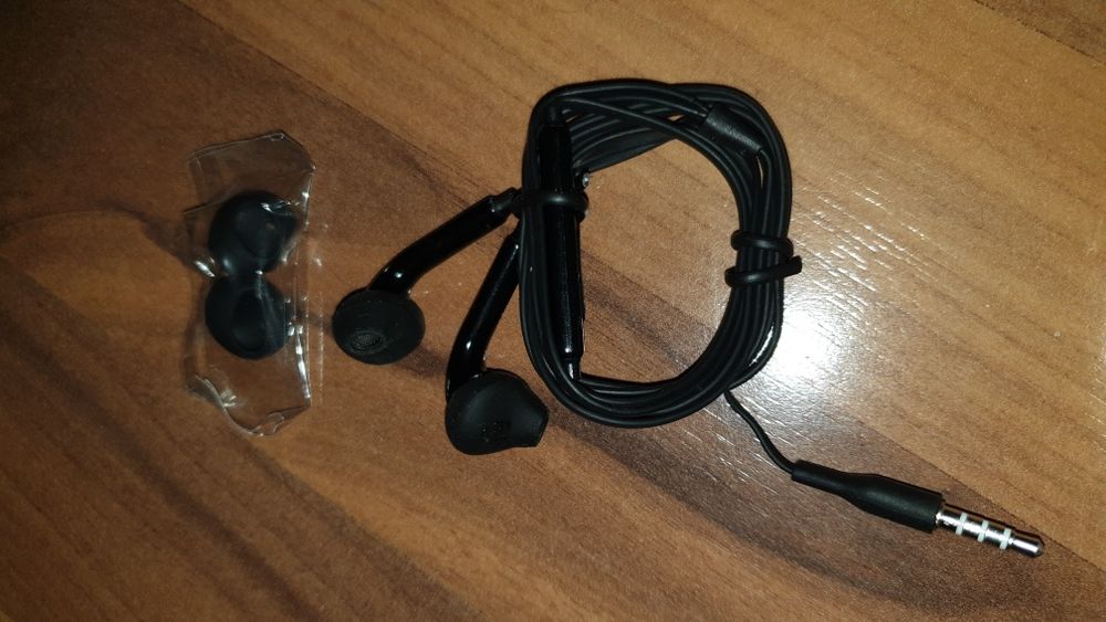 Casti handsfree noi originale Samsung S 4 5 6 7 8 9 Note 4 5 8 9 J A