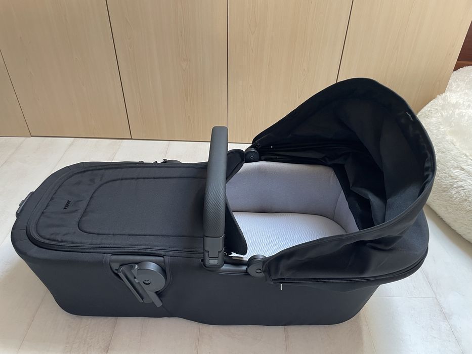Landou Joolz Aer Plus negru, huse incluse