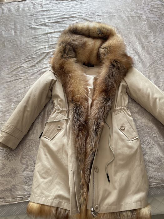 Продам парку новую