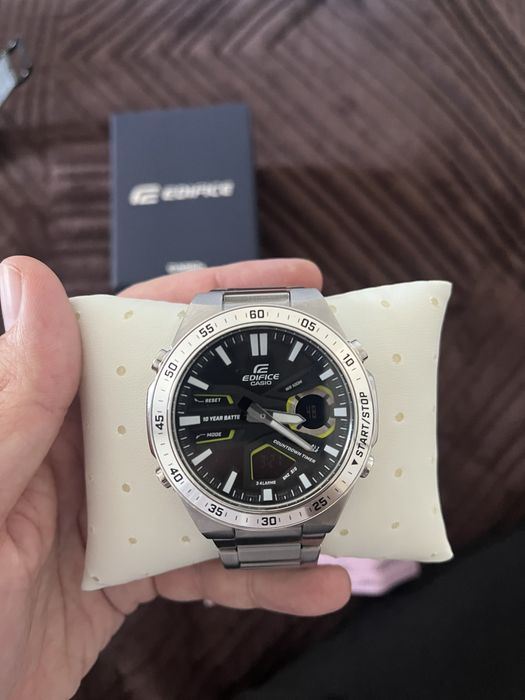 Продам часы Casio Ediface