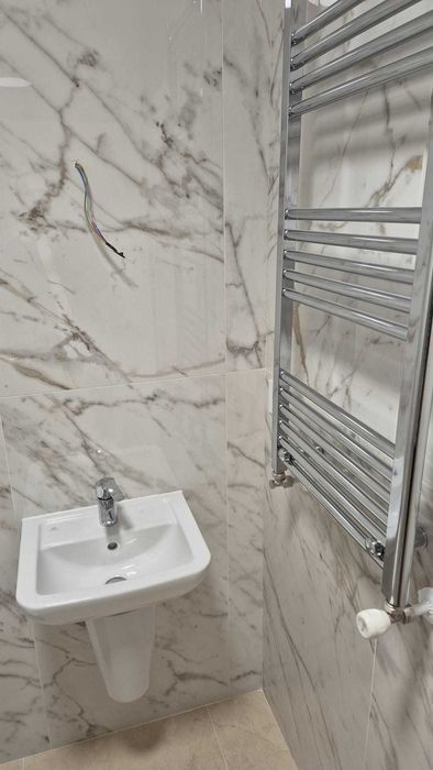 Apartament cu 3 camere complet mobilat si utilat In Tractorul