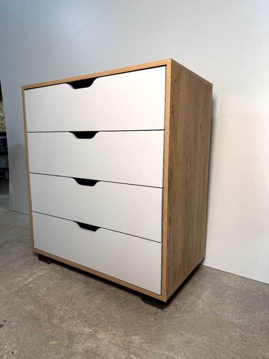 Комод,  kamod, komod