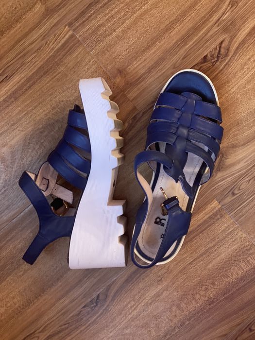 Босоножки-тракторы