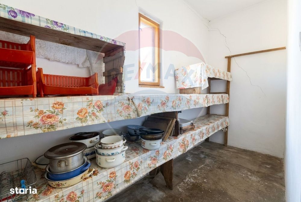 Casă cu 3 camere - str. Primaverii Turda • OLX.ro