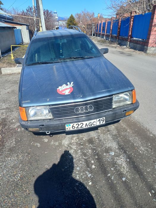 Продам ауди с3 .