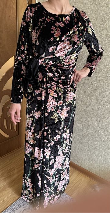 Женское платье