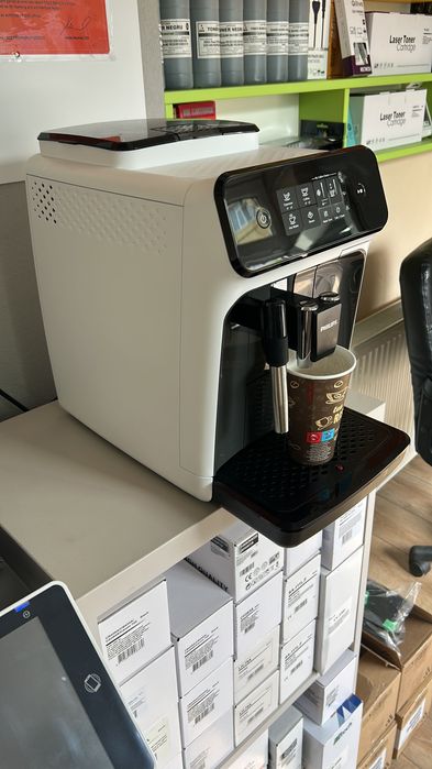 Espressor automat PHILIPS Seria 2200 EP2225