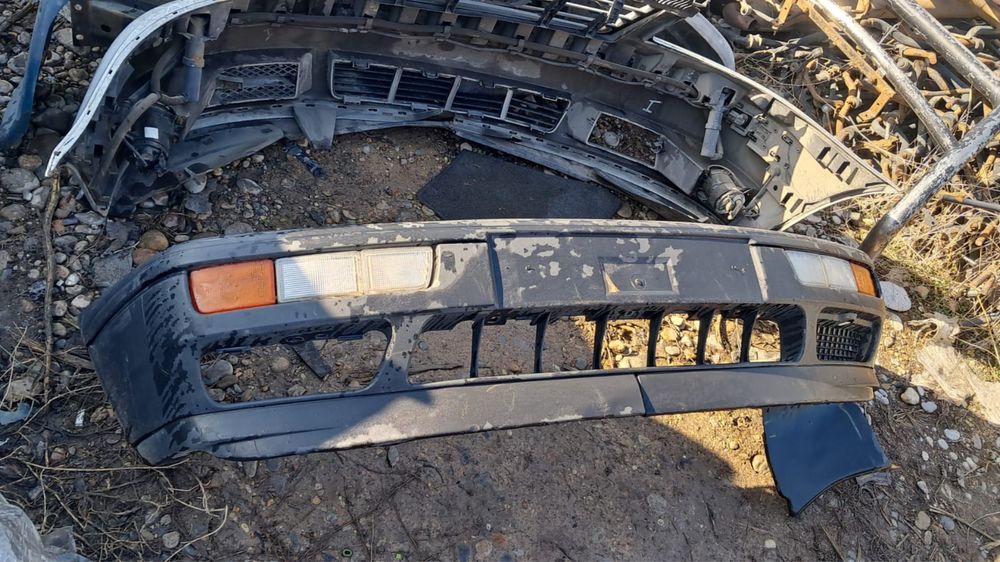 Бампер гольф 3 передний