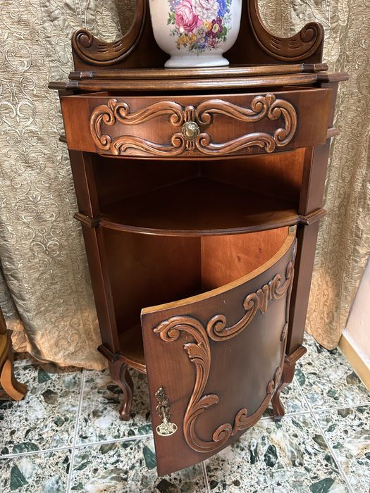 Colțar cu etajeră lemn de nuc