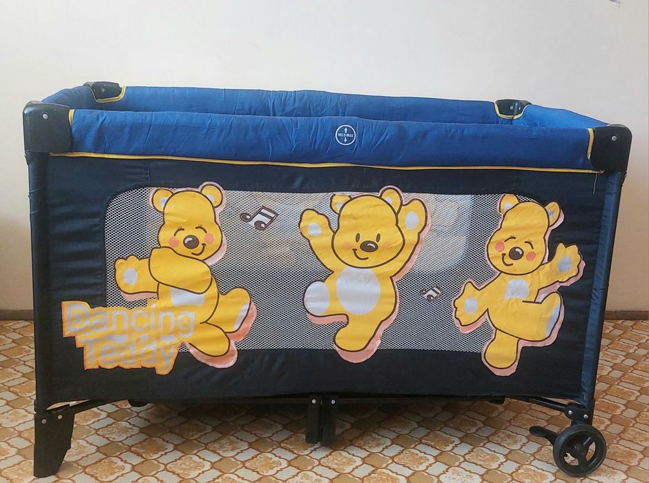 Сгъваема преносима кошара