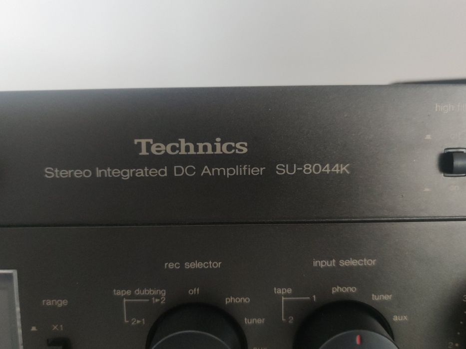 Technics SU8044 și B&W DM 303