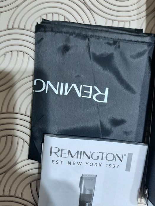 Vând mașină de tuns REMINGTON