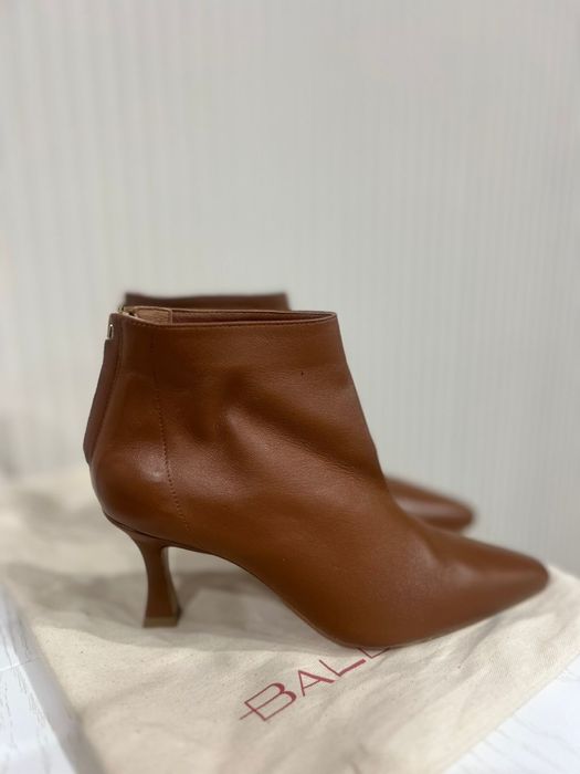 Продаю ботильоны Baldinini Italy
