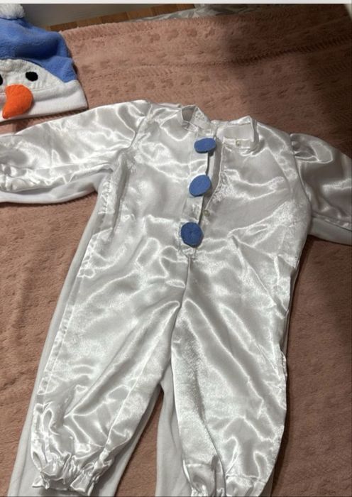 Продам костюм снеговика