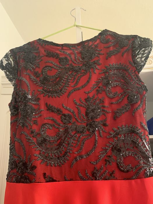 Вечерние платья