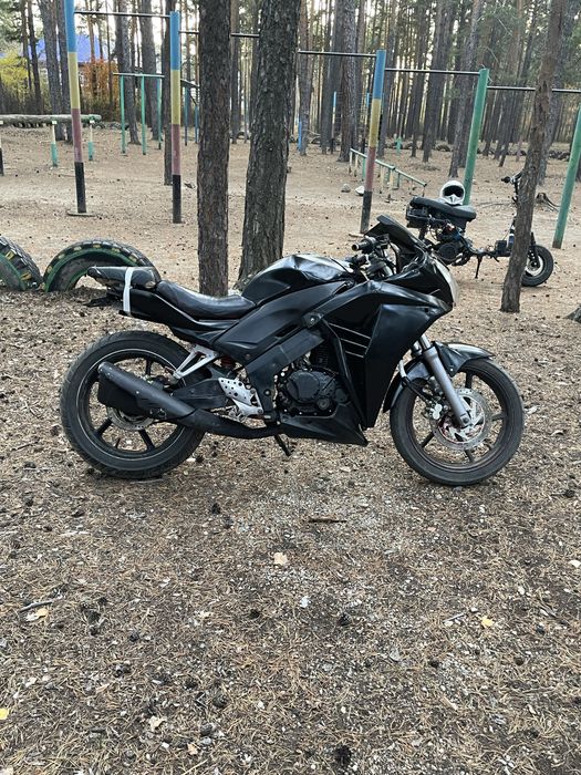Продам-RC300CS Skyway