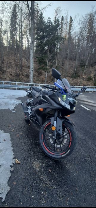 Vand Yamaha YZF R 125 2022