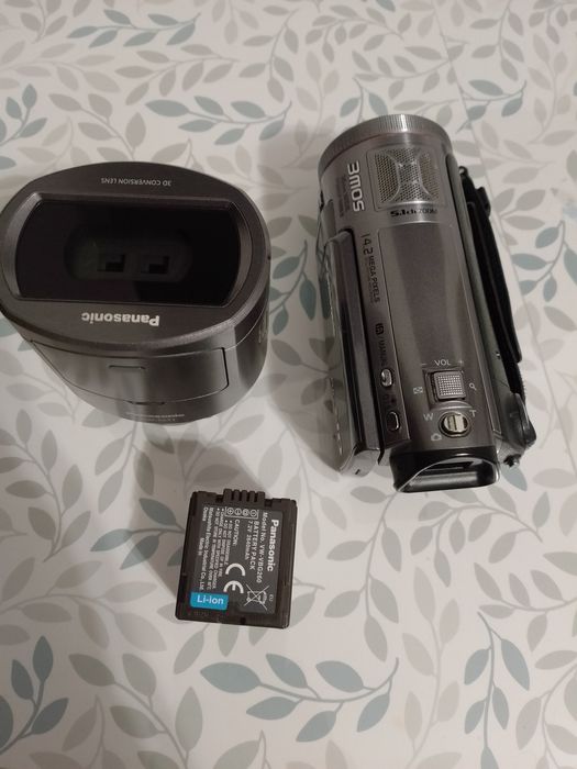 Видеокамера   3D.   Pasonic HDC-SDT750