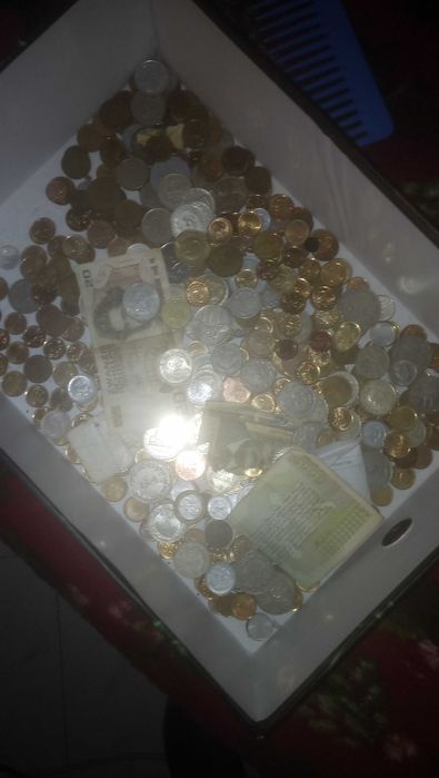 Монети банкноти стари различни