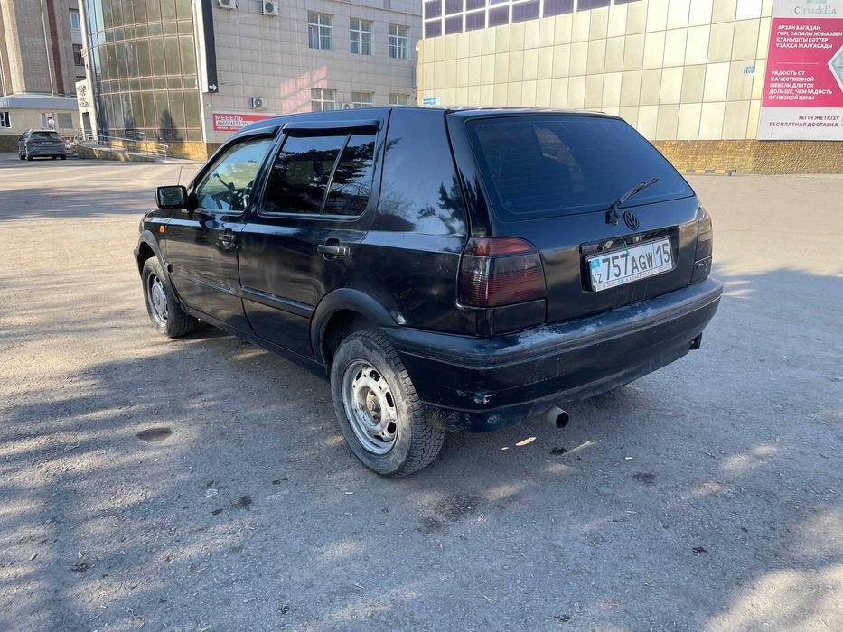 Volkswagen Golf 1994 г