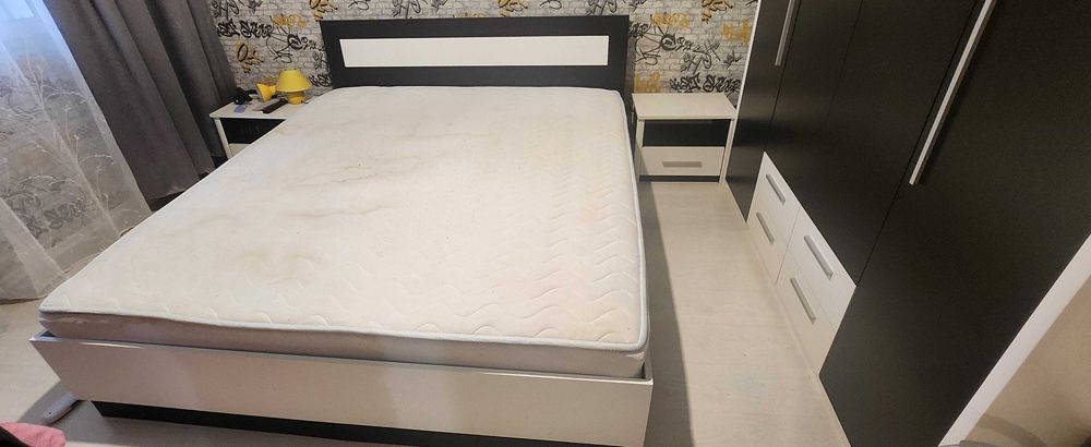 Продавам употребявана спалня