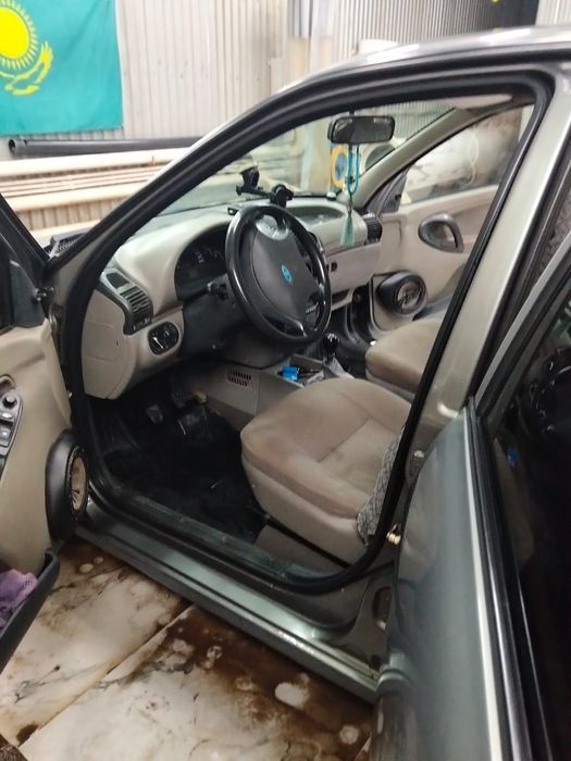 Автомобиль Лада калина