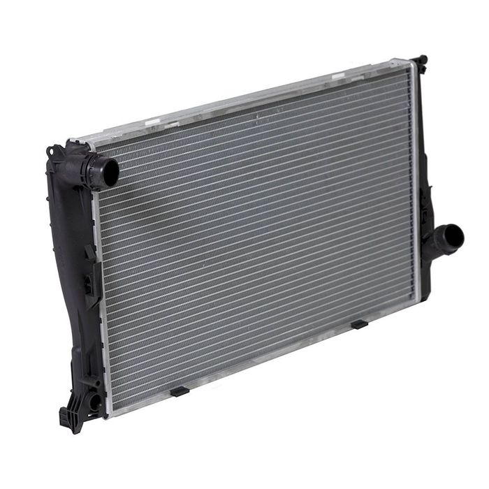 Radiator racire Bmw X3 E83, 09.2006-12.2011 (2, 5si, Xdrive25i; 3, 0si/Xdrive30i), Motorizare 2, 5 R6; 3, 0 R6 Benzina, tip climatizare Cu/fara AC, cutie Manuala, dimensiune 580x493x32mm, Cu lipire fagure